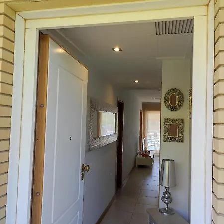 La Perla Hotel *